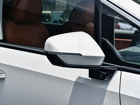 2026�� PHEV L Pro