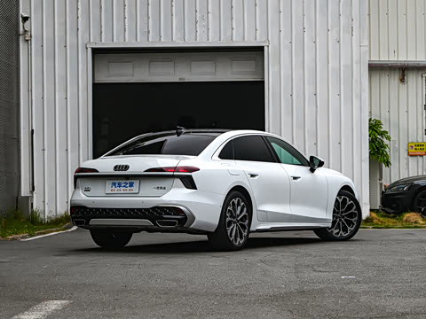 2026�� 2.0T quattro ����������	