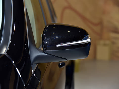 2026�� GLS 450 4MATIC ������