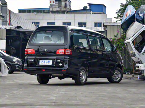 2025�� M5 1.6L ��׼��7��CNG