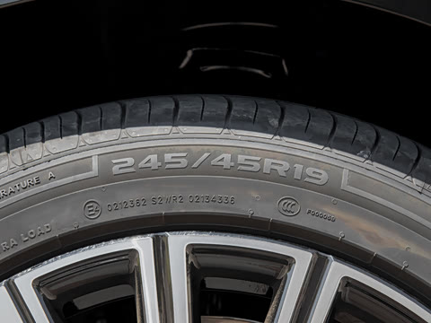 2026�� 225km EM-i Զ�����ǺӰ�