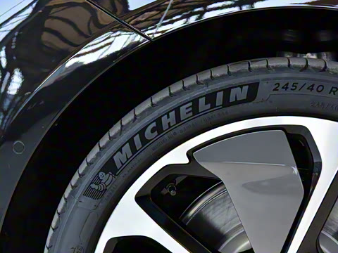 2025�� ��Ӱ��װ�޶��� 100kWh Touring