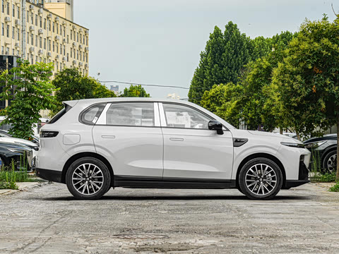 2027�� 610������