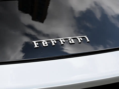 2026�� 3.9T V8 ��׼��