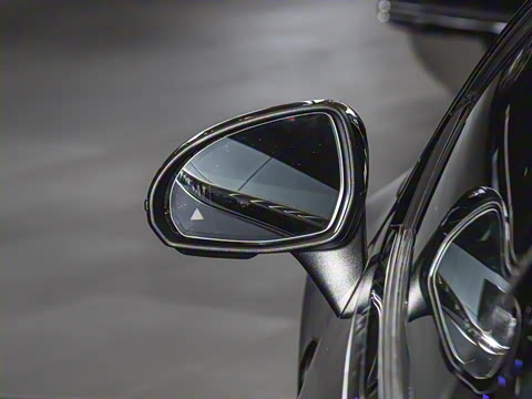 2025�� AMG CLE 53 4MATIC+ ���ܳ�