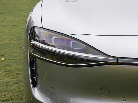 2025�� ���� Ultra��������