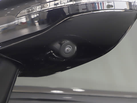 2025�� ���� 650MaxѲ����