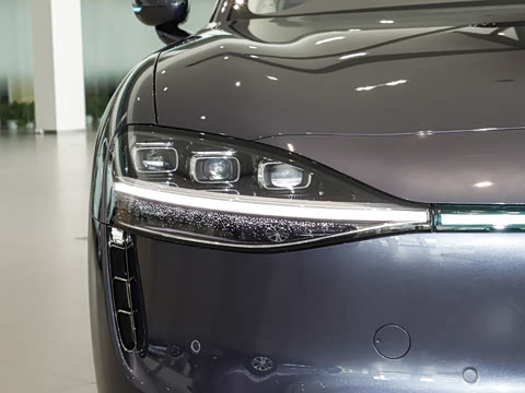 2025�� ���� ����Max (896�߼����״
