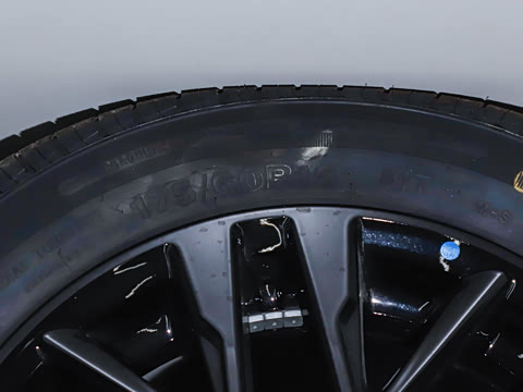 2025�� 251km ϲ���� 25.05kWh