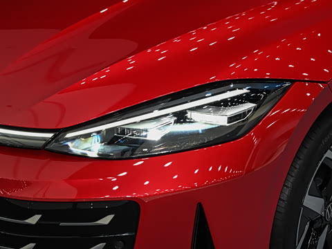 2026�� ���L 300TSI ����