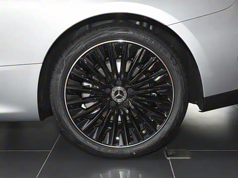 2025�� CLE 300 4MATIC ������ܳ�