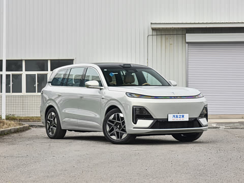 2025�� ����Ultra+����������