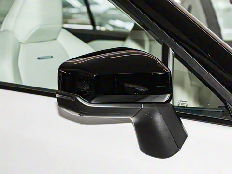 2026�� 2.0L ���ܵ��˫�� PRO+