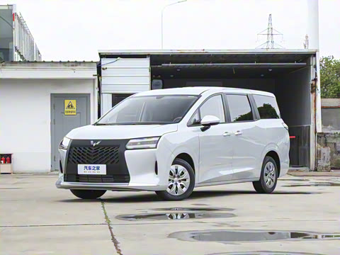 2025�� 1.5T 6MT ������