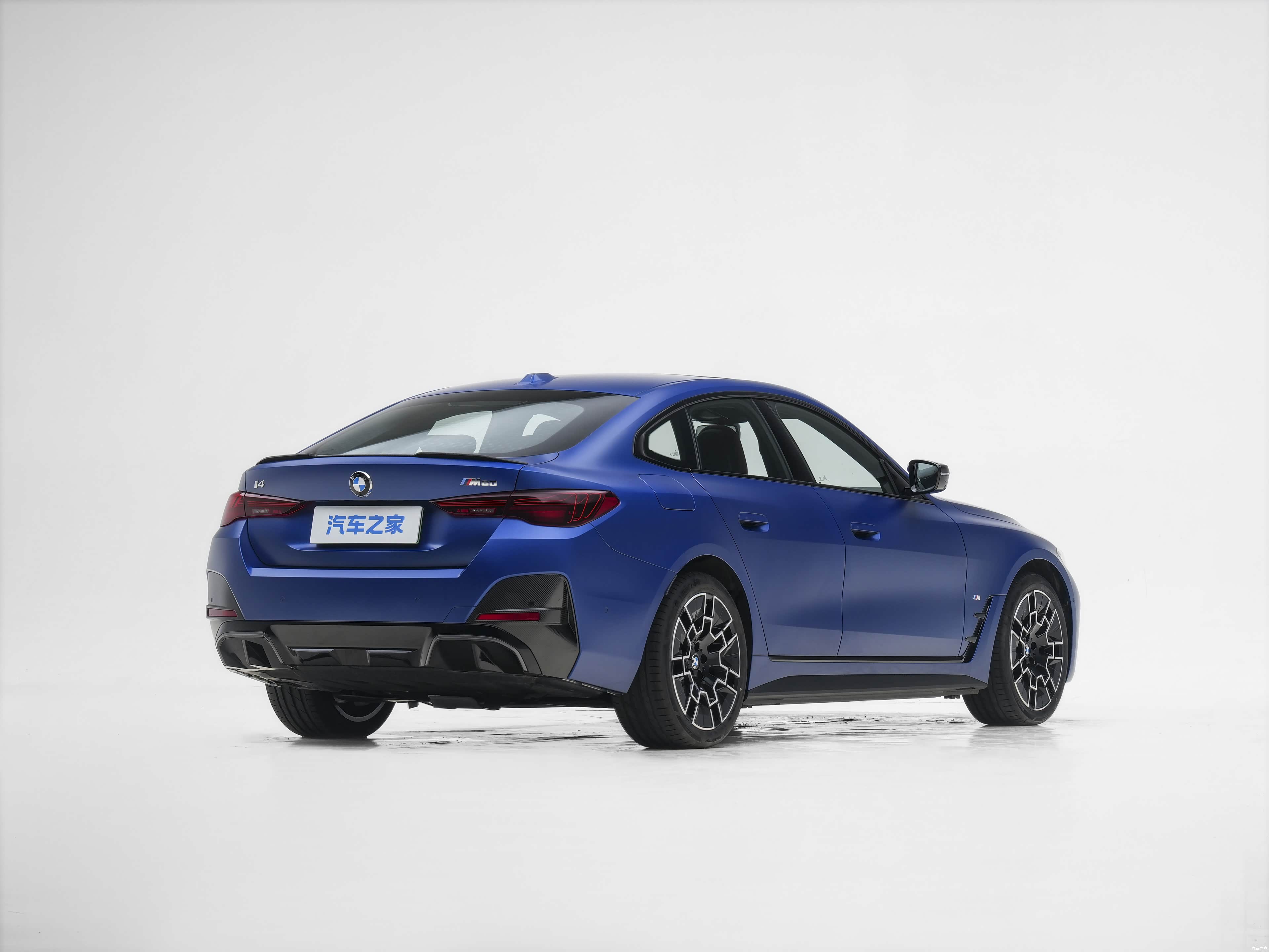 BMW i4, миниатюра 7