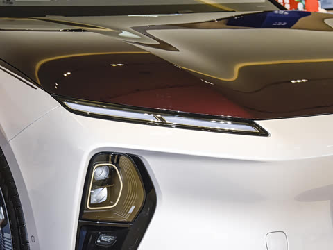 2025�� 102kWh ��ƽ���ر��