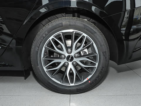 2025�� 1.5T ������