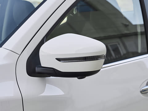 2025�� 2.0T �Զ�����������