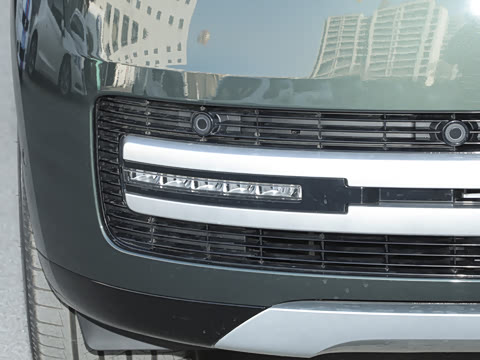 2026�� 3.0 L6 400PS AB�����