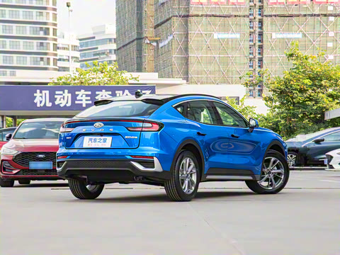 2022�� EcoBoost 245 ���а�