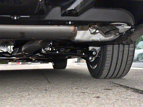 2026�� 530Li ������ M�˶���װ