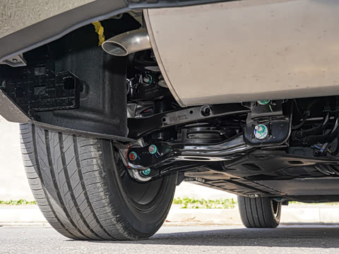 2025�� DM 215KM�����״��콢��