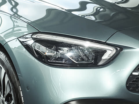 2025�� �Ŀ� C 350 eL