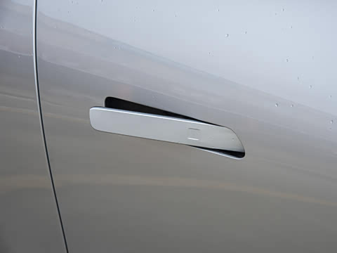 2025�� 670 Max��