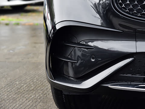 2026�� GLC 300 L 4MATIC ������ 5��