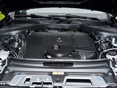 2026�� GLC 300 L 4MATIC ������ 5��