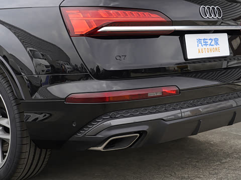2026�� 45 TFSI quattro S line�˶���