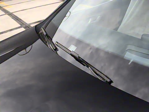 2026�� E 300 L �����