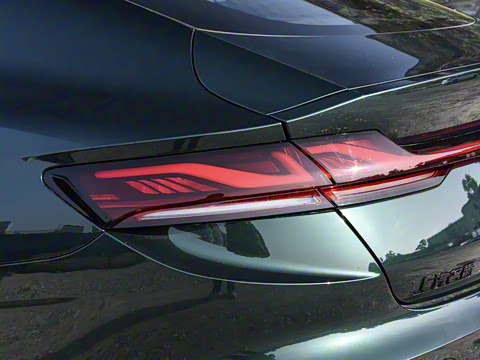 2026�� 2.0T 405 AT������