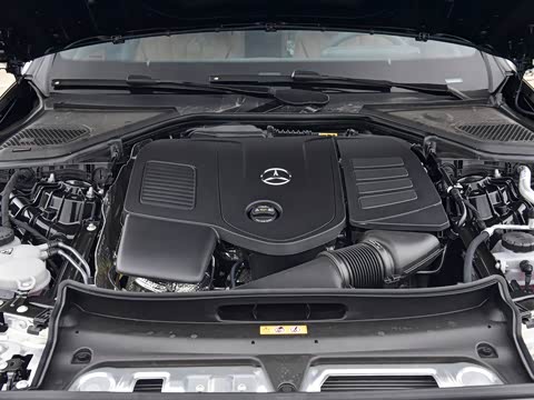 2026�� �Ŀ� E 260 L �����