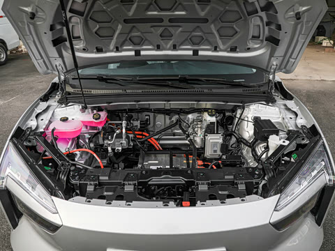 2026�� 705km MAX����������