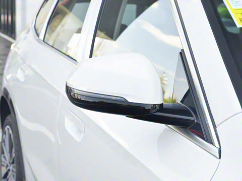 2025�� xDrive25Li X�����װ