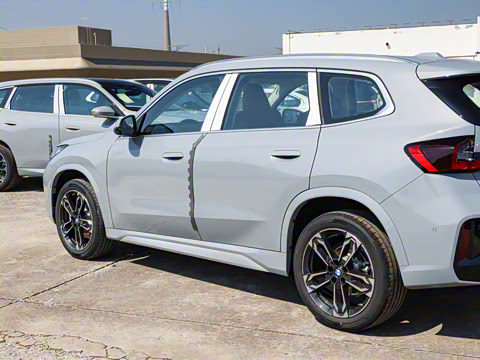 2025�� sDrive25Li M�˶���װ