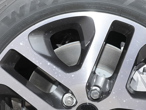 2026�� 110 3.0T P400 �����ر��