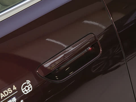 2025�� ���� Ultra�� 53.4kWh 6���� (896�߼����״