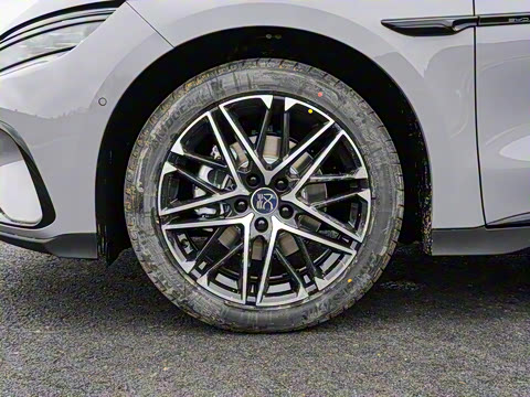 2025�� EV �Ǽݰ� 635KM�콢��