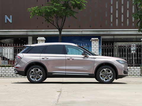 2026�� 2.0T ����������