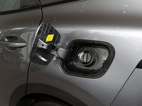 2025�� 2.0T ��������������