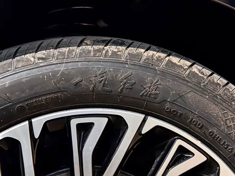 2025�� 2.0T �Զ������