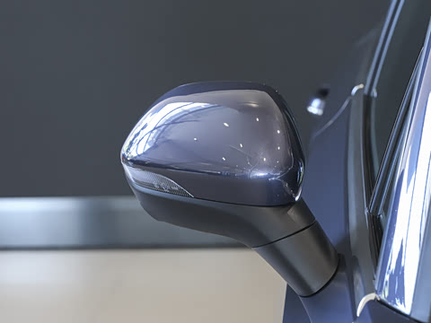 2026�� 2.0T �Զ��쳩Pro��