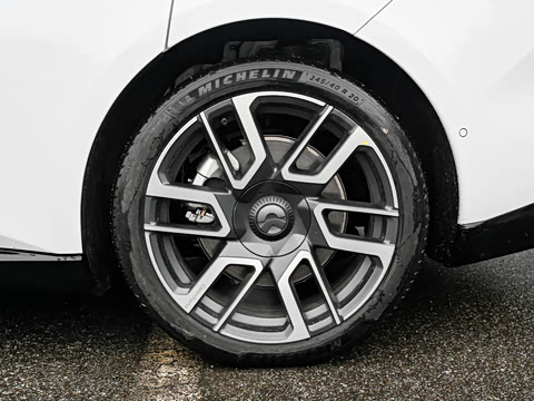 2026�� ��Ȼ�澳�� 100kWh 