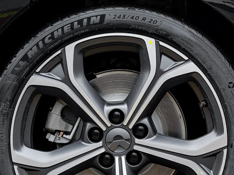 2026�� 100kWh Touring