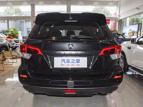 2025�� 2.0T ��������ʿ��