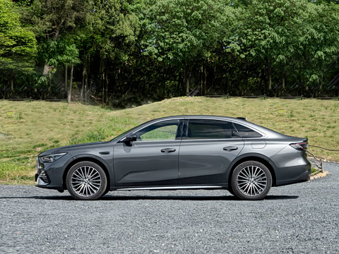 2026�� 220km ������ҫ��