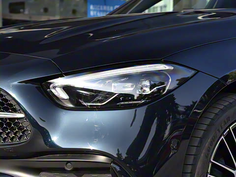 2026�� C 260 L �˶���