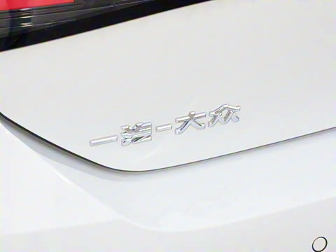 2026�� L 300TSI DSG ������